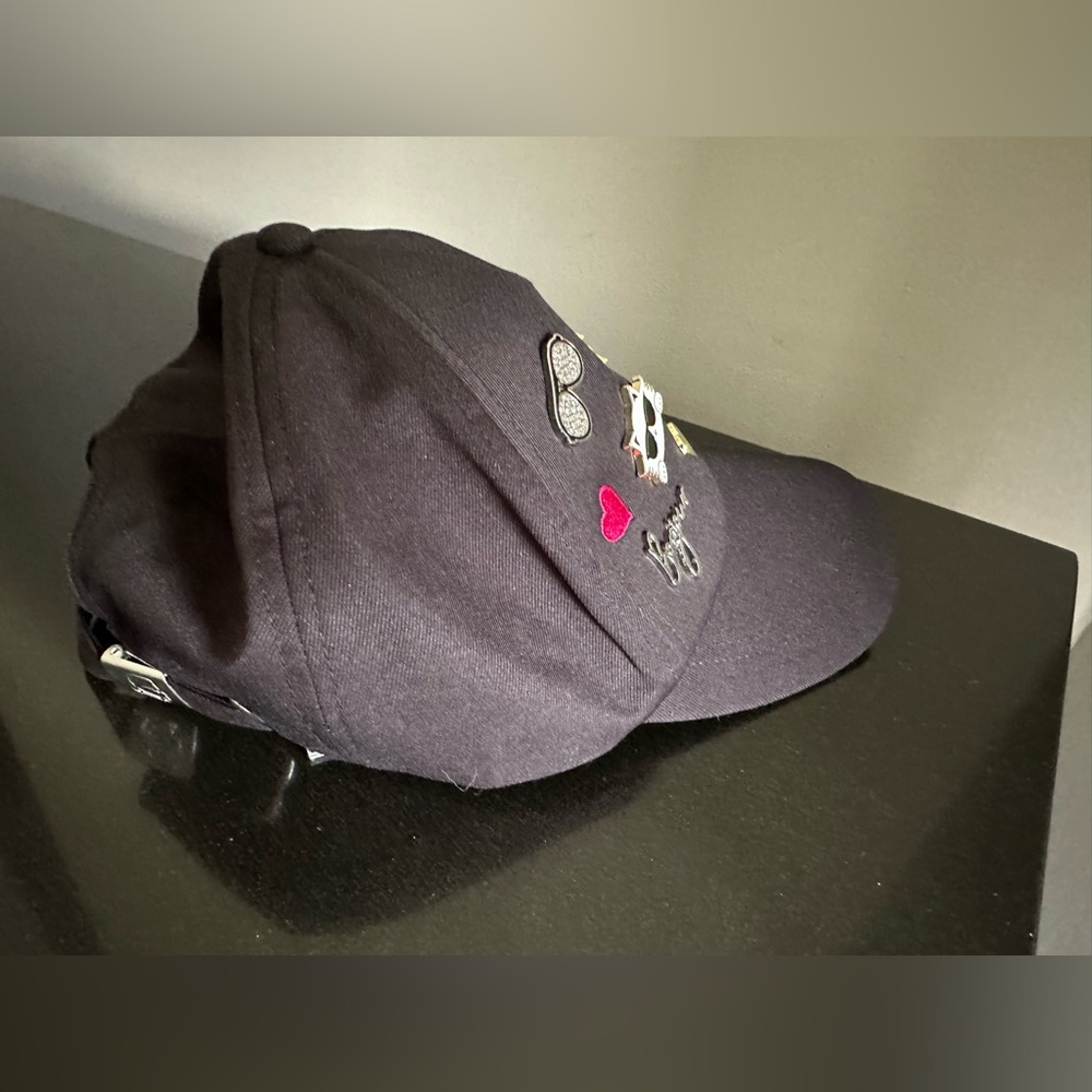 Karl Lagerfeld CATE PINS BASEBALL CAP NWT - Picture 7 of 7